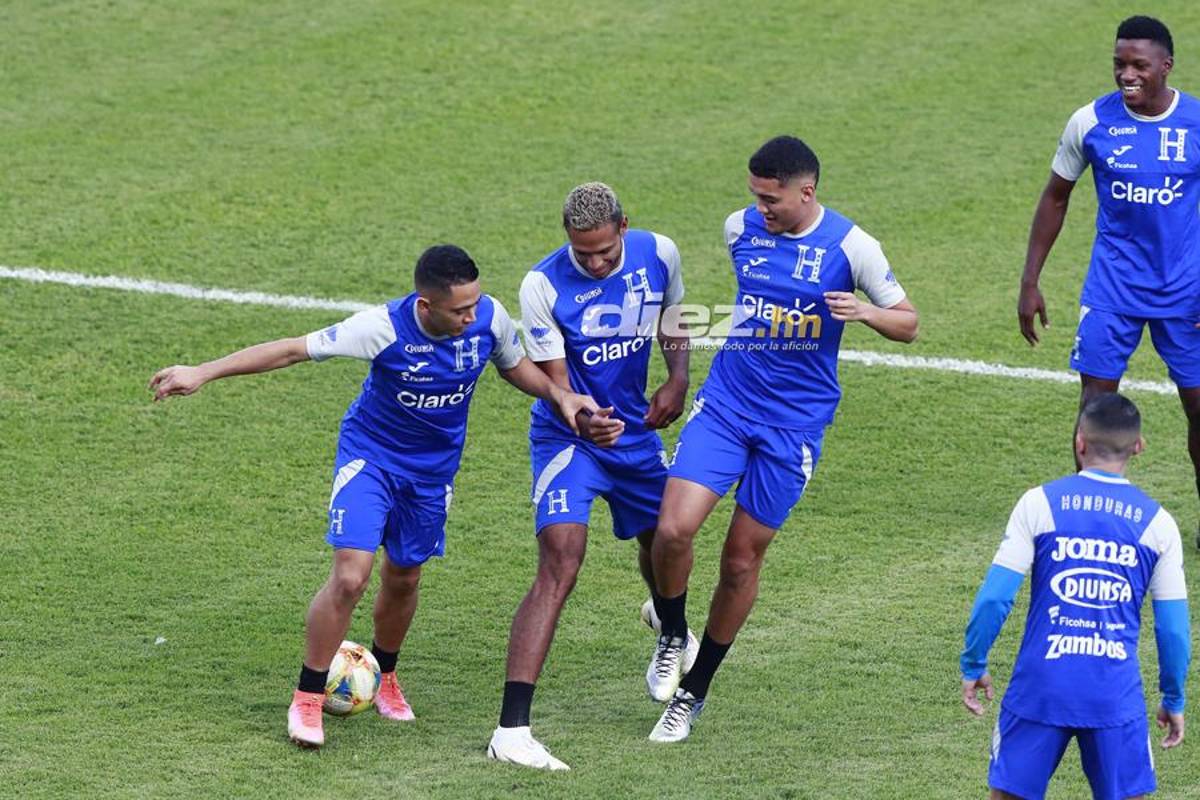 ¡La charla del Bolillo y buen ambiente! Las imágenes del primer entreno de Honduras de cara al amistoso con Colombia