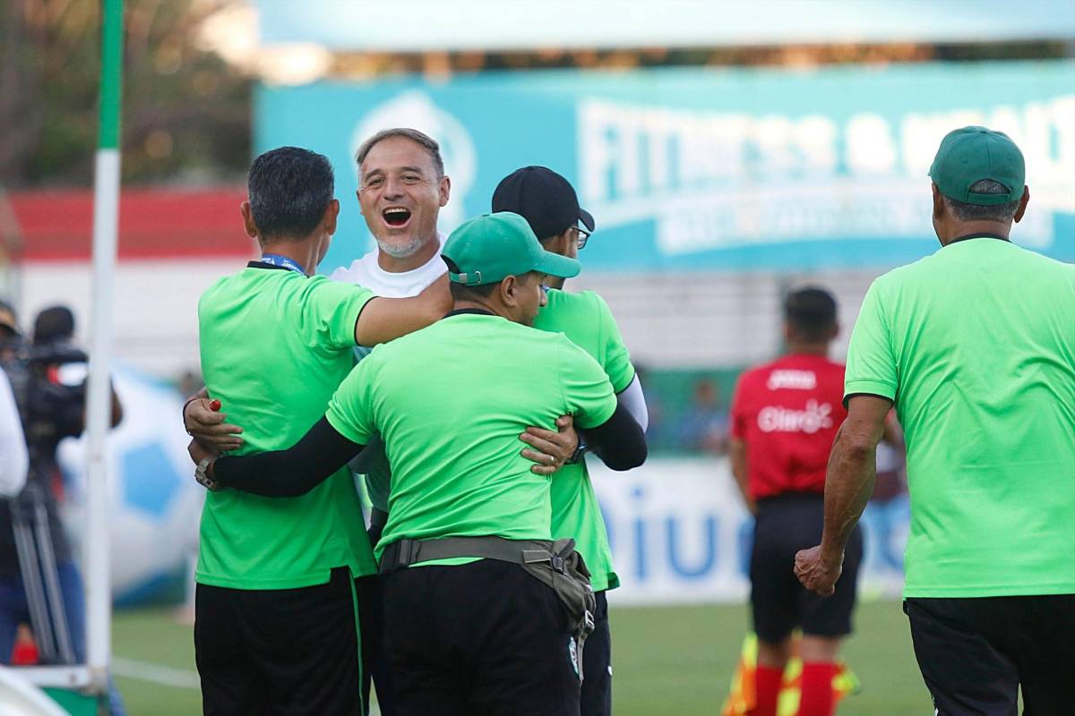 No se vio en el Marathón vs Motagua: locura por Alexy Vega, euforia de la Tota, fuertes reclamos a árbitros y Diego Vázquez no fue a la conferencia