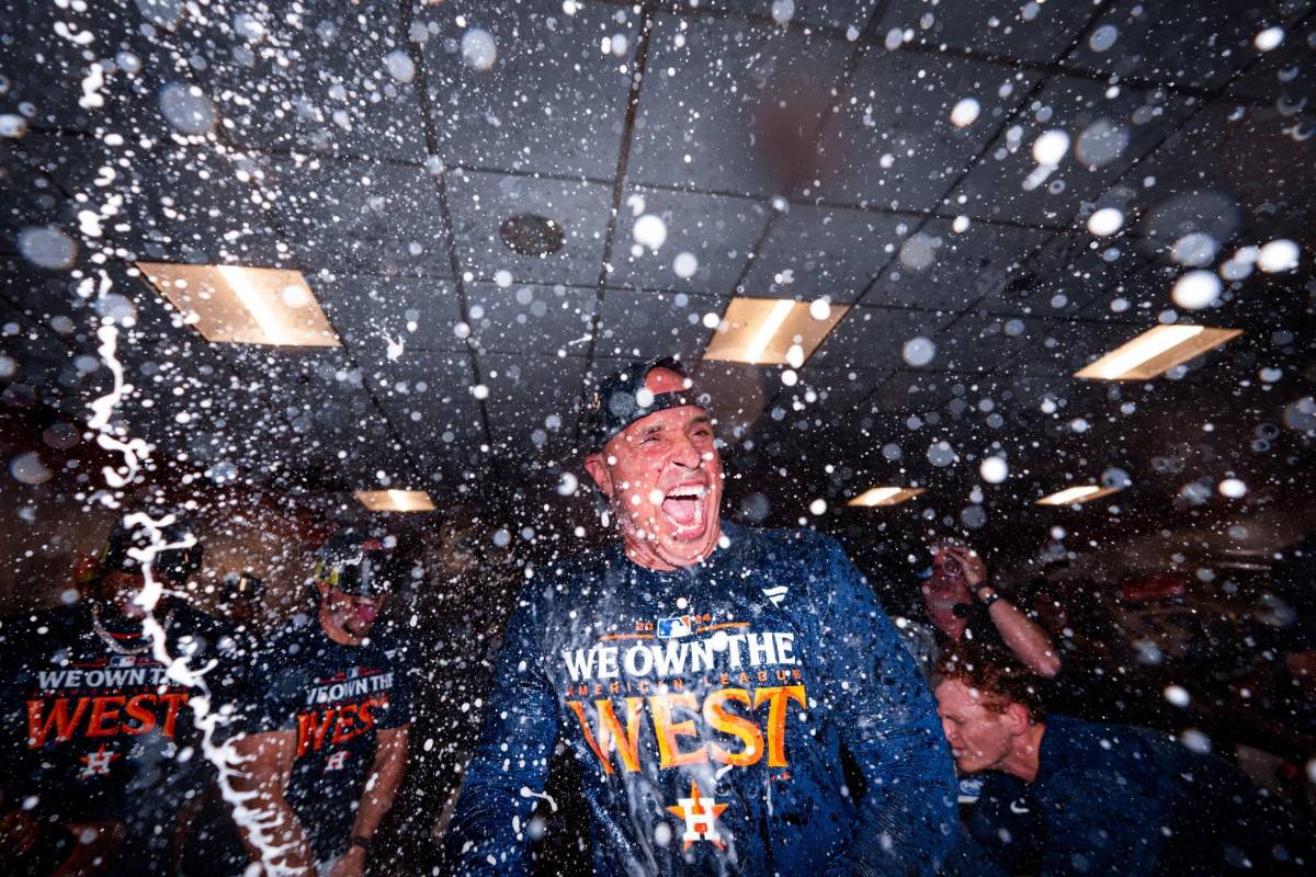 Mauricio Dubón recibió sorpresa y Astros de Houston desatan locura en celebración tras ganar división oeste en MLB