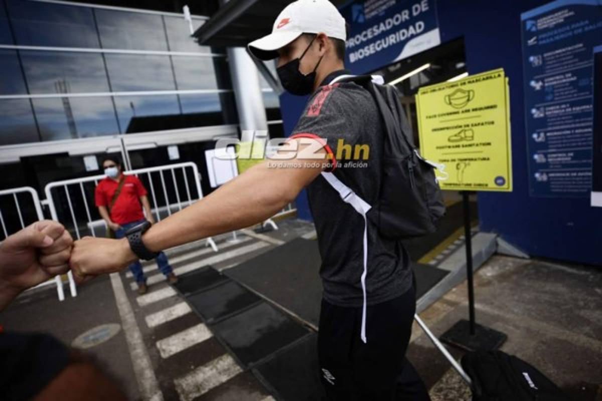 ¡Con las maletas llenas de ilusión! Las postales del viaje del Olimpia a Costa Rica para enfrentar a Alajuelense