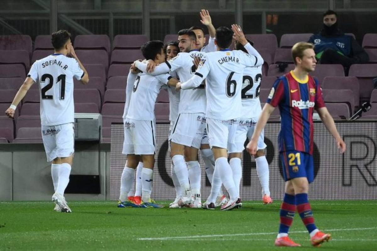 La reacción de Messi durante el pasillo y luego marca un golazo y se va festejarlo con el recogepelotas