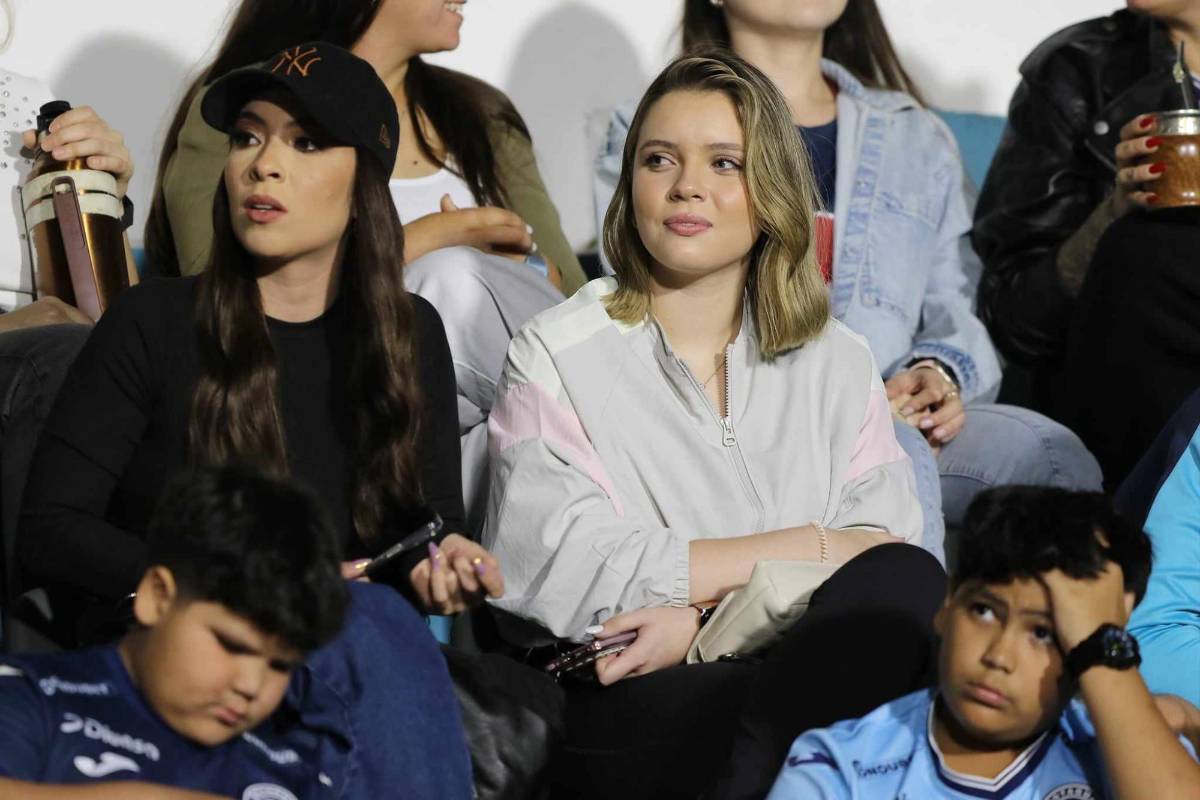 La belleza capitalina en su máximo esplendor disfrutó de la final entre Motagua vs Olimpia