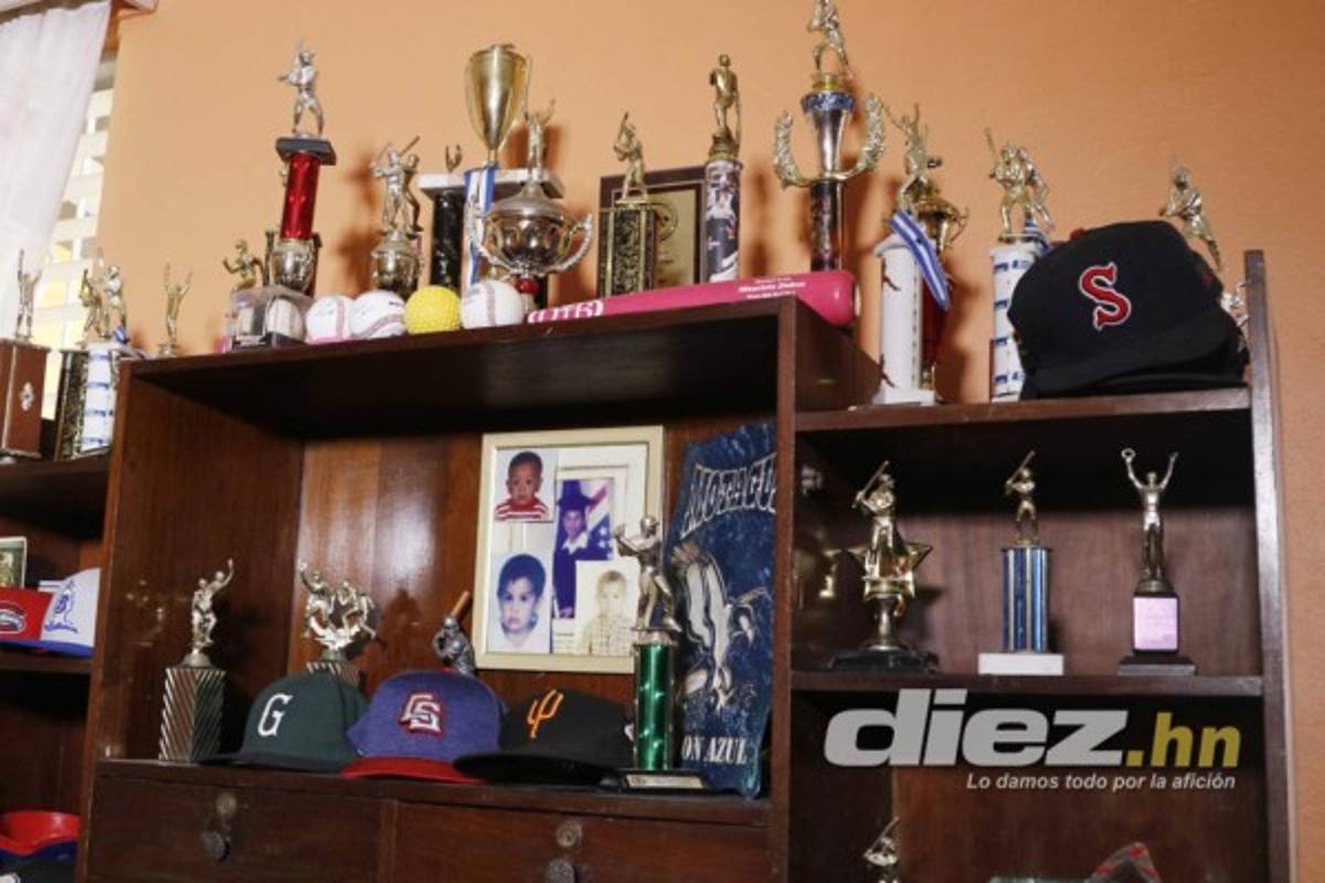 El álbum privado de la estrella del béisbol hondureño Mauricio Dubón