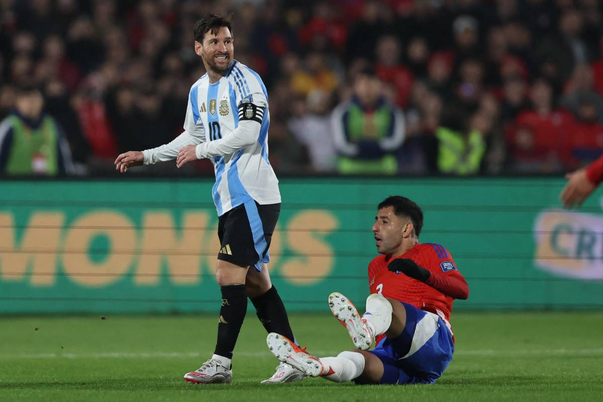 Amargo debut de Ancelotti, burlas a Vinicius, Vidal encaró a De Paul, Messi regresa y futbolista vuelve a jugar con Brasil