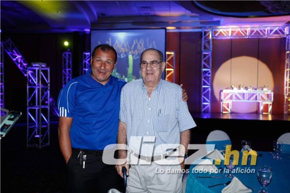 Liga Nacional de Honduras premia a los mejores de 2013-14