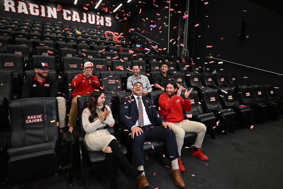 Kenneth Almendares, el hondureño que ganó el premio al mejor pateador de todo el fútbol americano universitario de USA