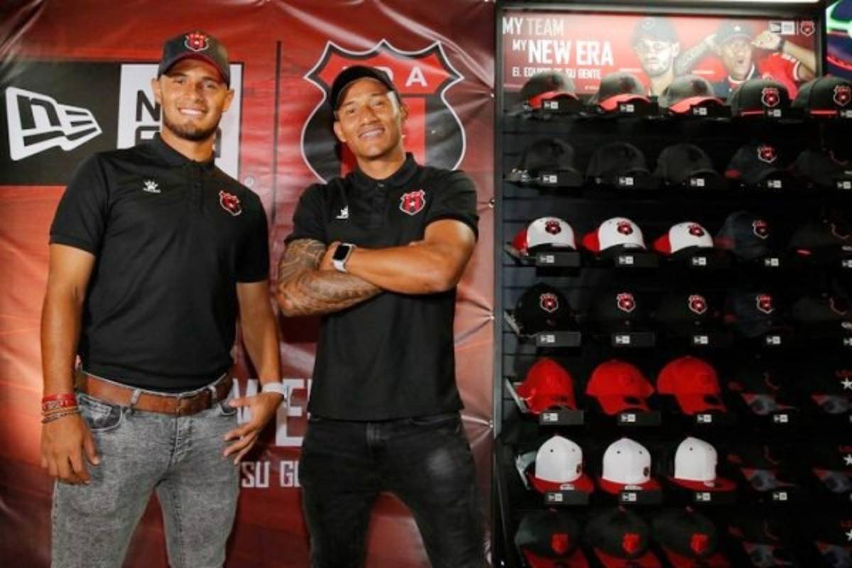 FOTOS: Luis Garrido y Alex López la hacen de modelos en Costa Rica