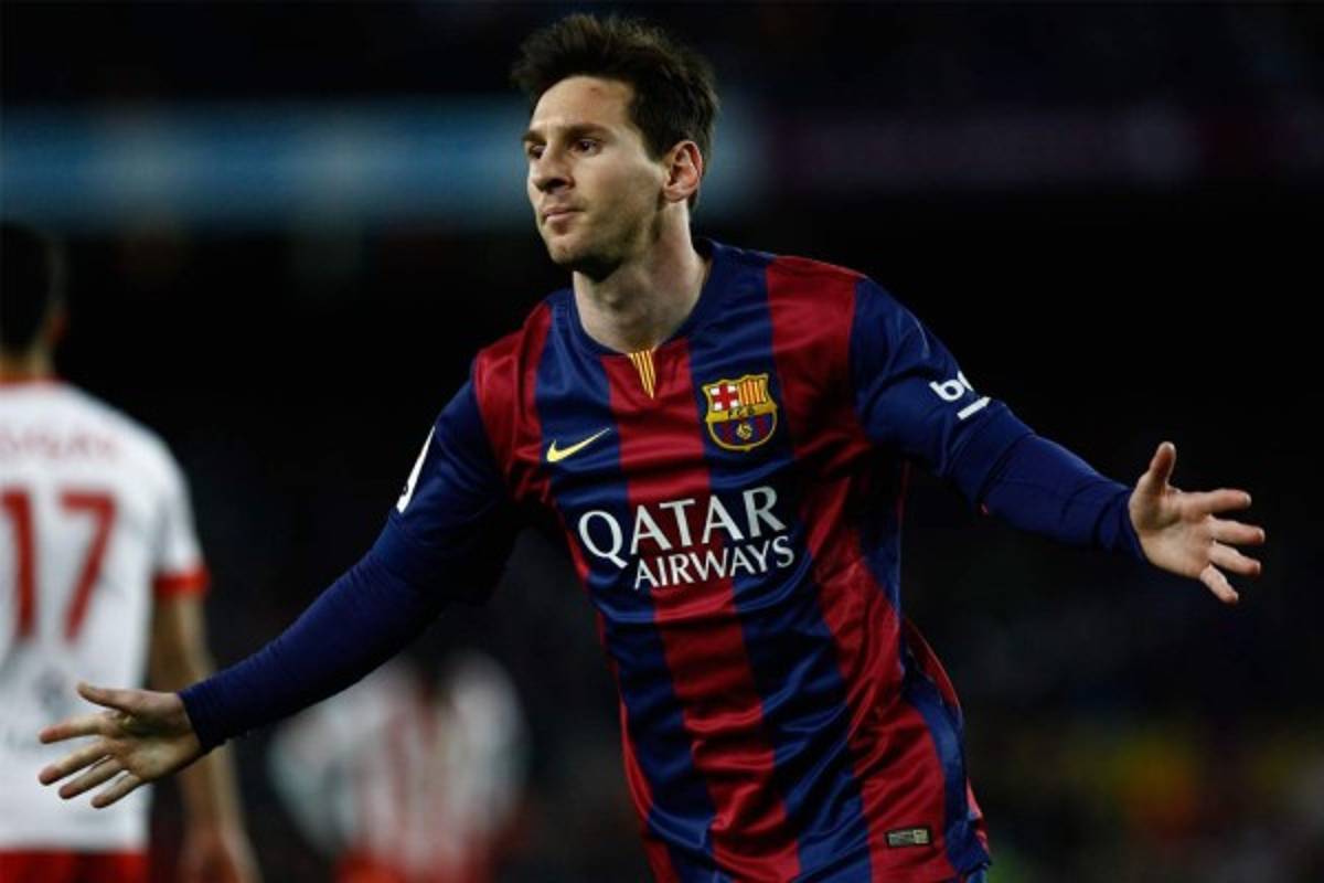 Barcelona goleó 4-0 a Almería y sigue firme hacia el título