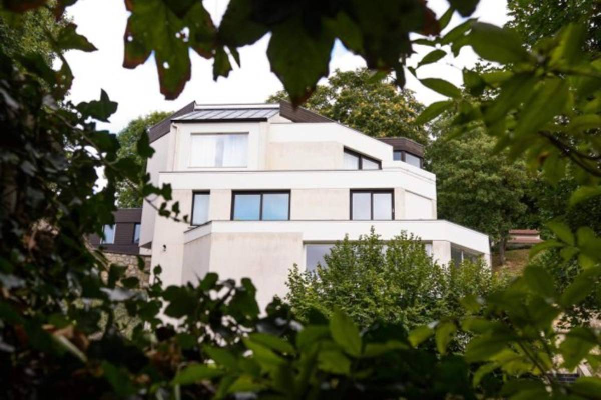 ¡Para vivir como rey! La lujosa mansión de Neymar en París