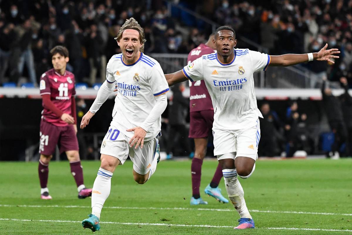 Real Madrid aplasta a la Real Sociedad, saca más ventaja sobre Sevilla y ahora piensa en el trascendental duelo contra PSG