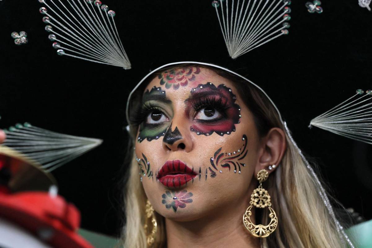 La hermosa qatarí apoyando a Argentina, la despampanante mexicana y las bellas damas de Arabia Saudita