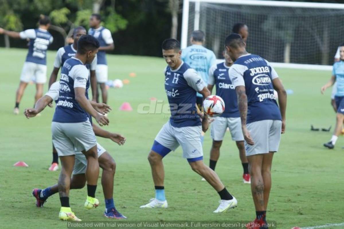 ¿El último entreno de Coito en la H? El entrenador no paró de sonreír y la práctica se hizo en cancha privada