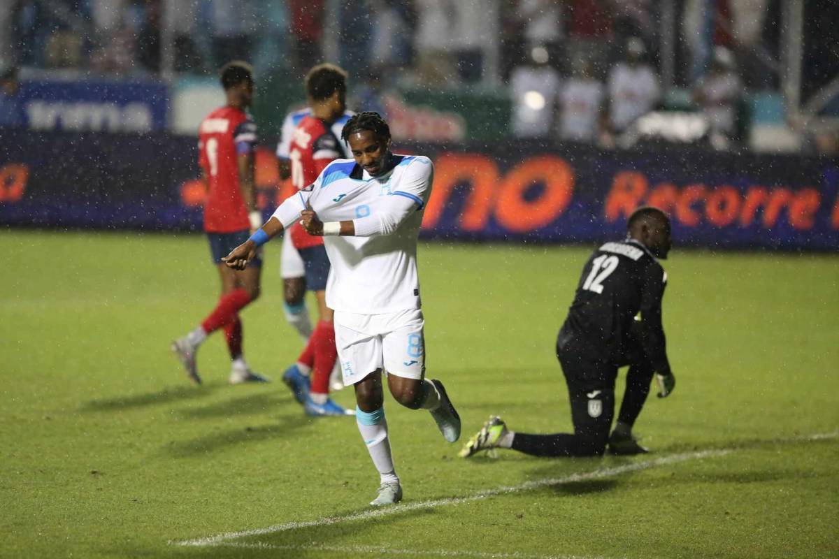¡Regresó la alegría! Llenazo en el Nacional, la frustración de Luis Palma y dos jugadores anotaron su primer gol con Honduras