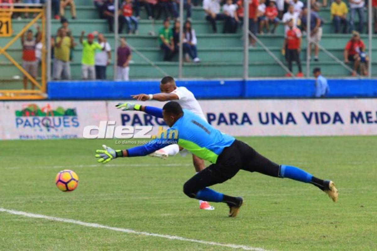 CURIOSO: El regreso de Wilson Palacios y los rostros tristes en Platense