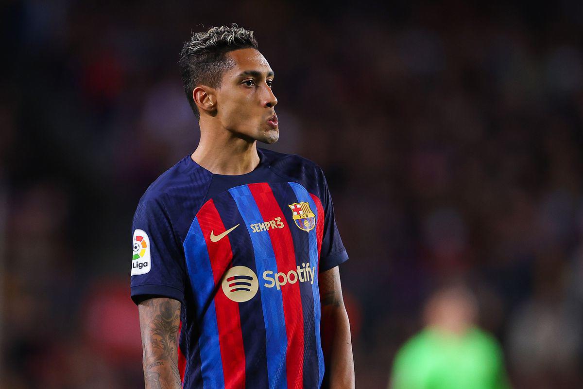 Poderosa alineación de Xavi: Así será el 11 del Barcelona para “destruir” al Manchester United en la Europa League