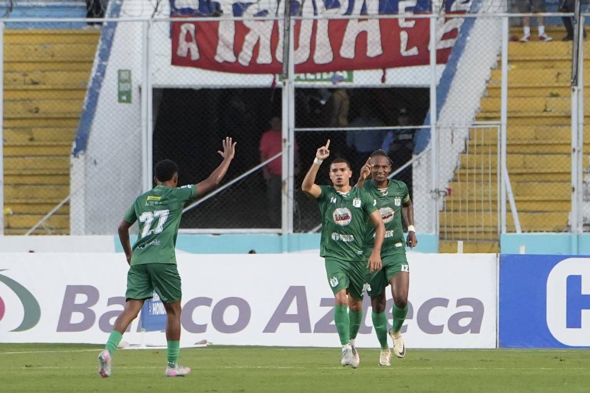 El gesto de Olimpia con Georgie Welcome, el que rompió su mala racha y fichaje se presentó ante la afición