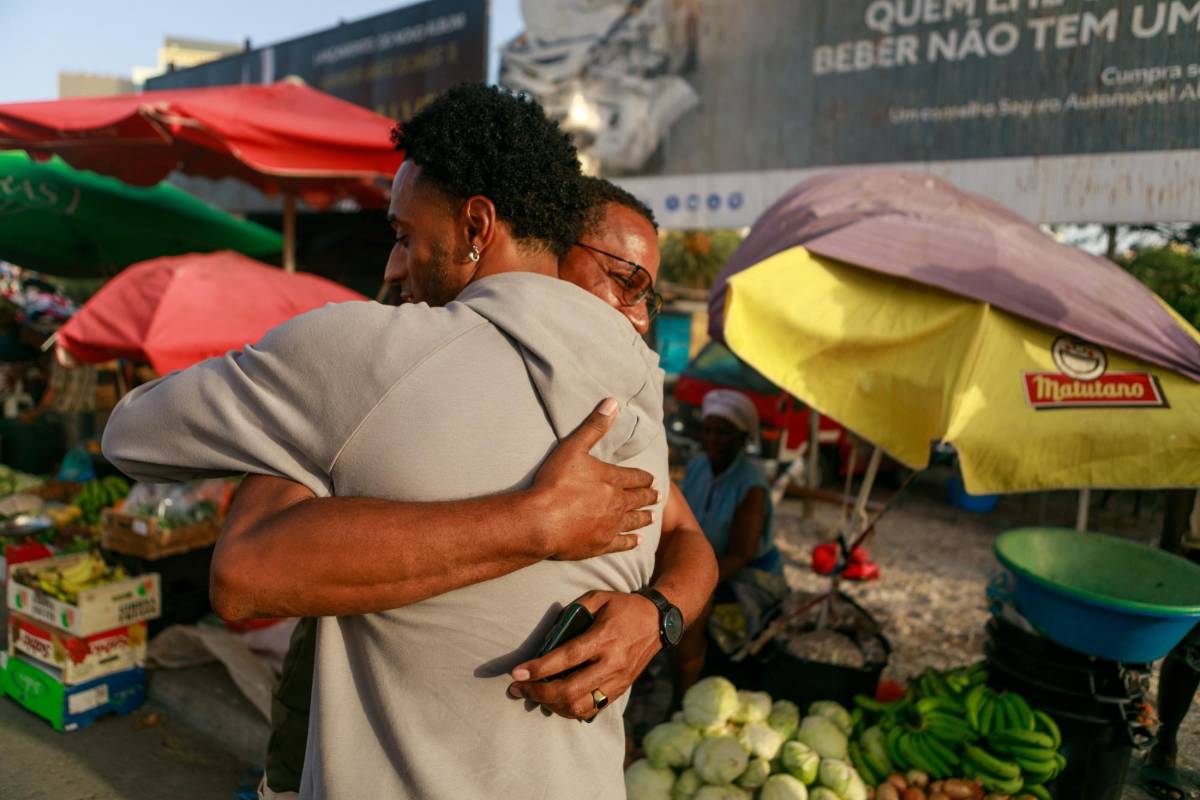 Cabo Verde visitó los mercados y la locura tras clasificar al primer Mundial de su historia: ¡festejaron como el Real Madrid!