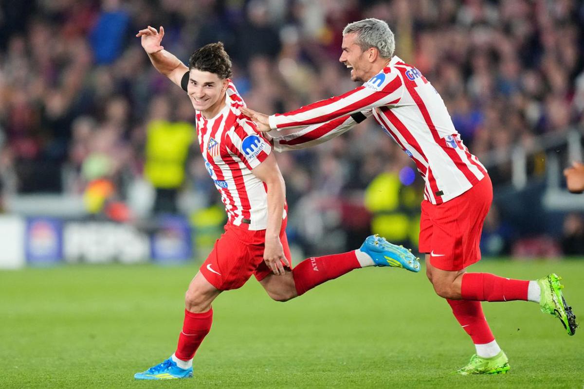 Hansi Flick desea ficharlo y ya lo llamó para que vaya al Barça: ¿Quieres venir a jugar en mi equipo?