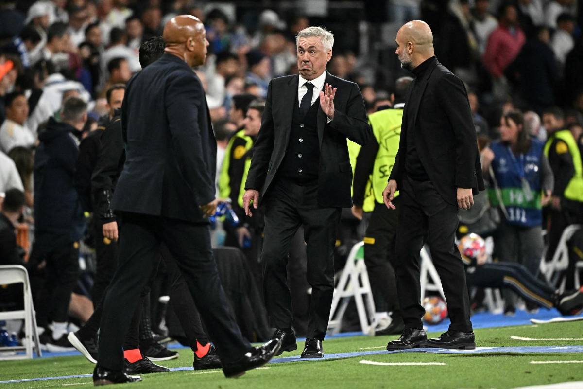Real Madrid - City: Guardiola explota en el Bernabéu, el extraño gesto de Ancelotti y el cruce de Vinicius con rival
