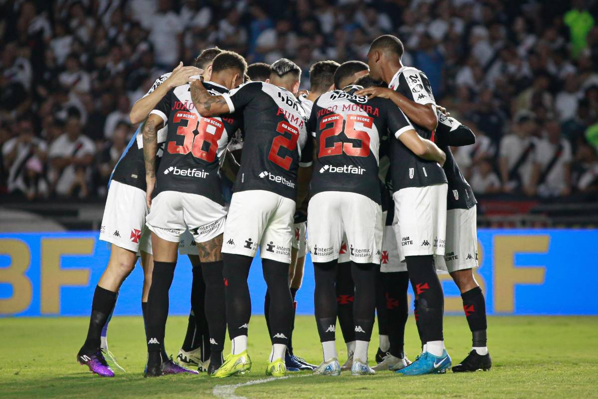 Así es el Vasco da Gama, el club histórico interesado en Alberth Elis: las dos estrellas que serían compañeros del hondureño