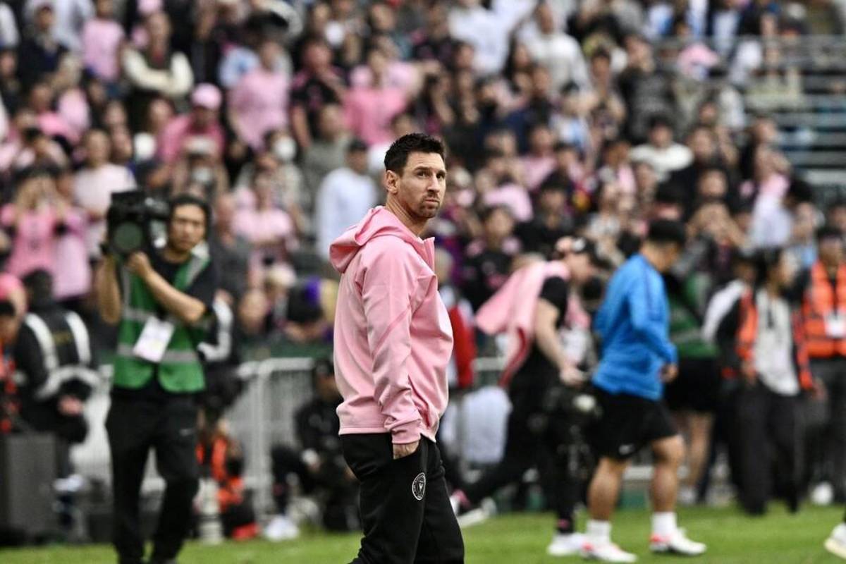 Messi es abucheado en Hong Kong por no jugar con el Inter Miami: “Me siento engañado; ojalá no hubiera venido”