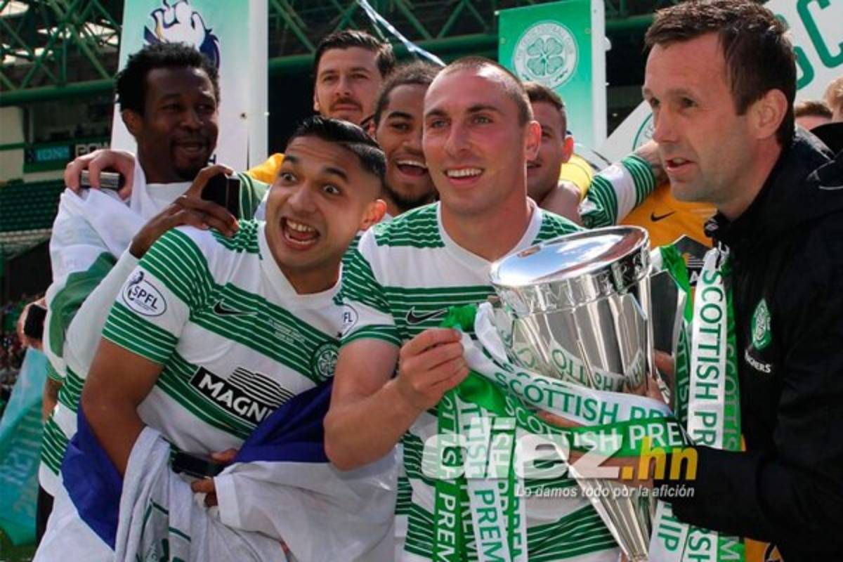 La entrevista de Emilio Izaguirre en 16 fotos