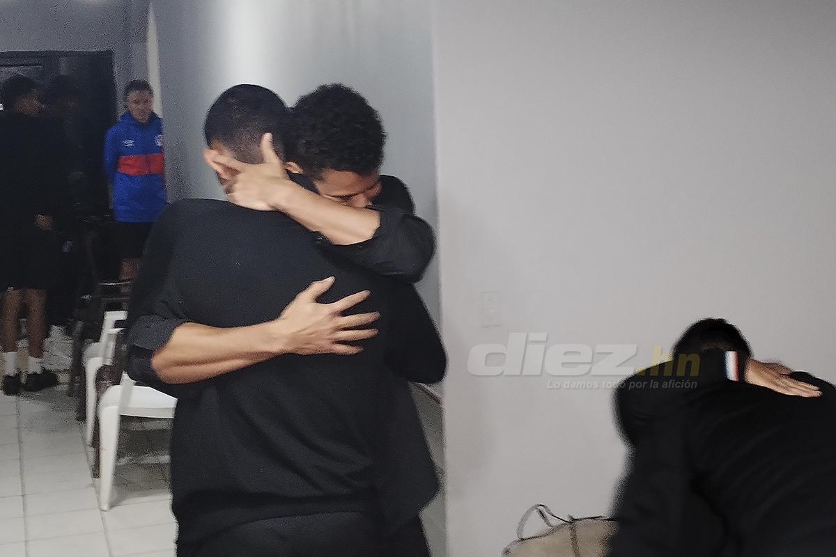 El último adiós: Olimpia viajó a La Ceiba para despedirse de Demetri Gordon, delantero que murió tras fatal accidente