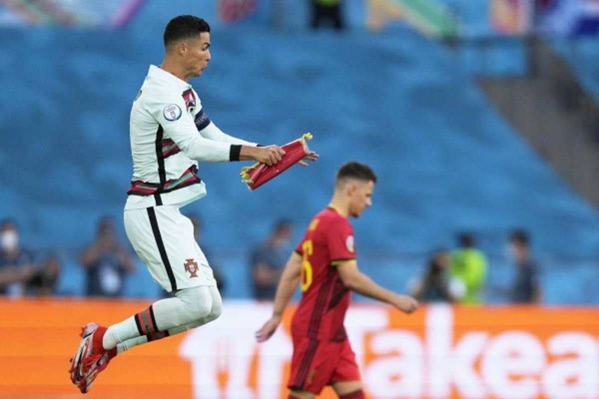 El adiós de CR7: Abrazo con Lukaku y crack del Real Madrid, rostro de indignación y el arrojo del brazalete