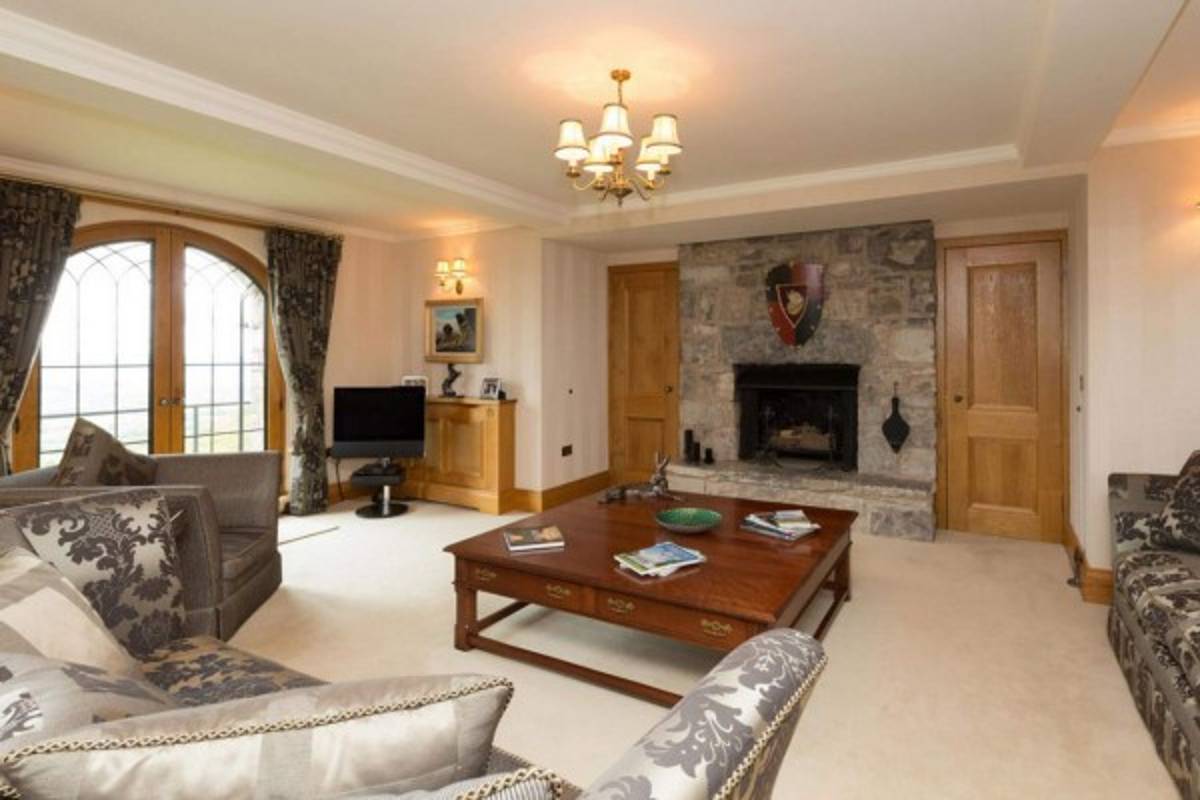 El impresionante castillo en el que vivirá Mourinho