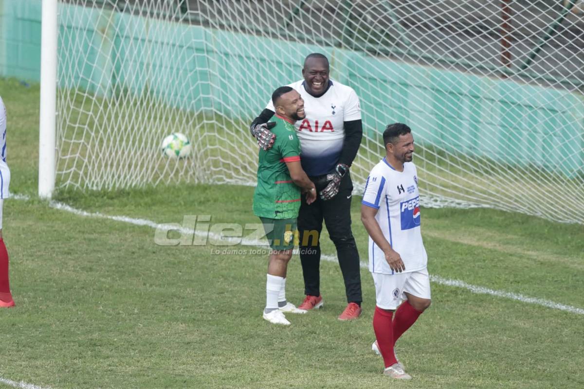 Imperdible: así lucen las exfiguras de Marathón y Olimpia que disputaron un partido de leyendas en San Pedro Sula