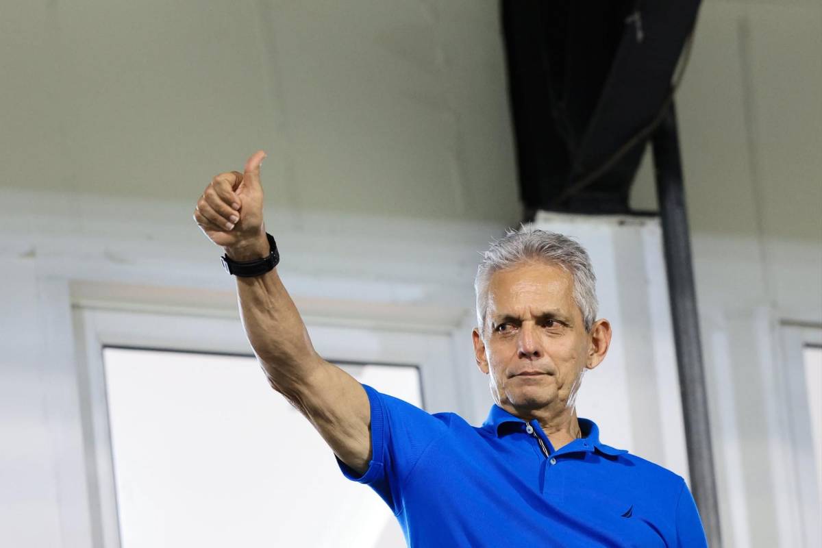 El hijo de David Suazo se lesionó, aficionados se quedaron hasta medianoche para ver a la sub-17 de Honduras; Rueda, presente