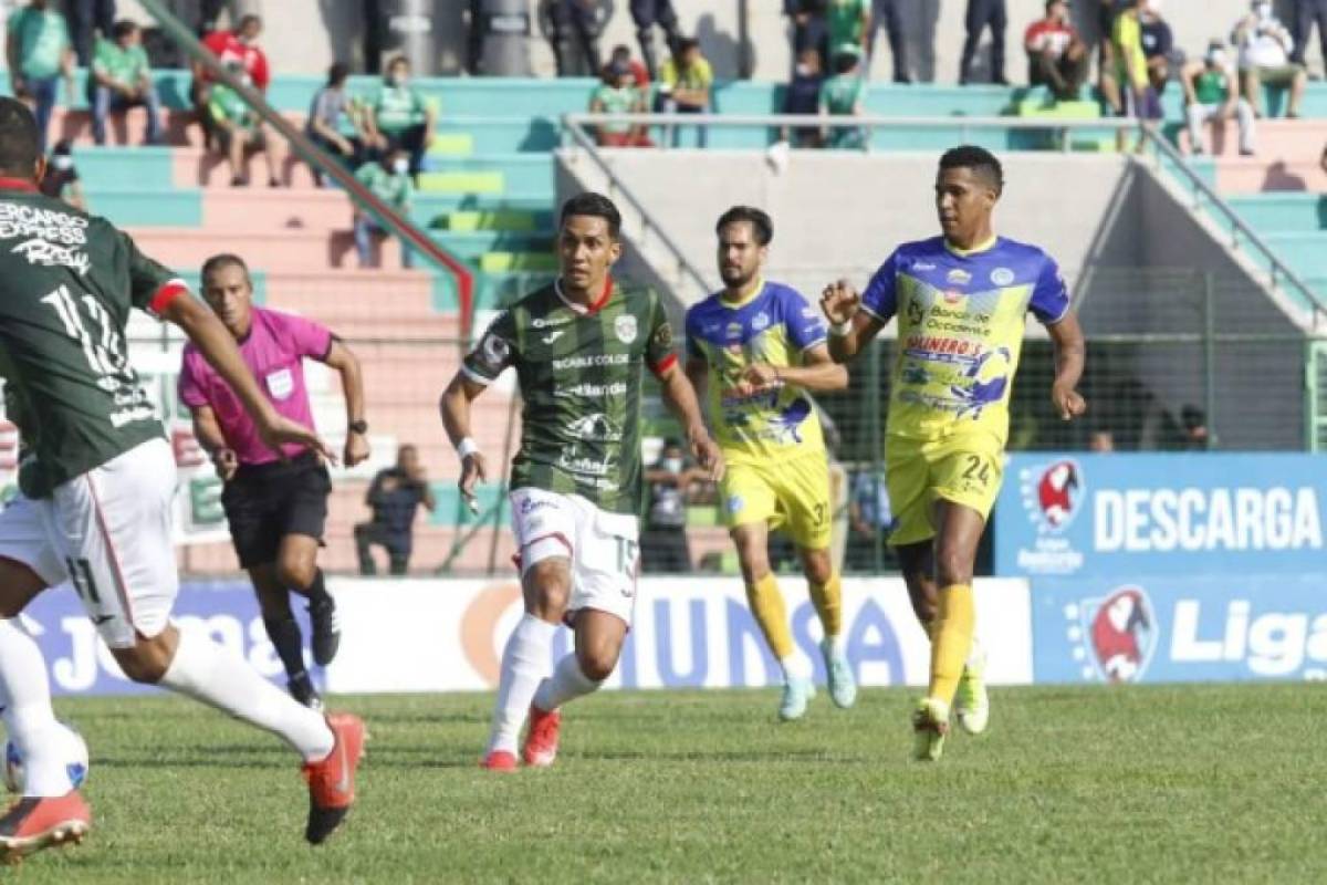 Enfrentamiento entre Victoria y Marathón en la Liga Nacional de Honduras.