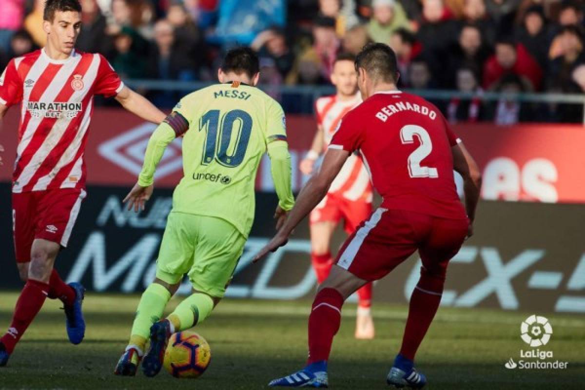 No viste en TV: El lamento de Suárez, Messi cambia camisa y el ambientazo en Montilivi