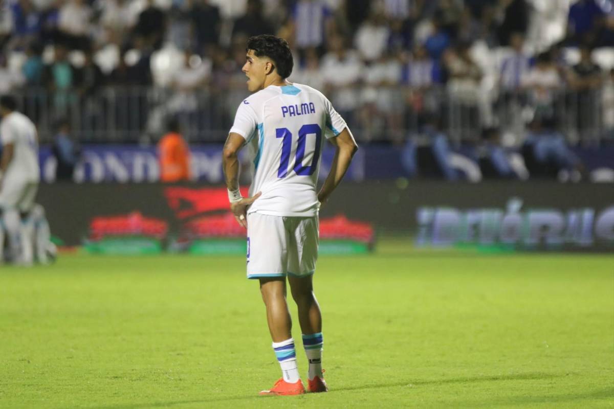 Lágrimas de Dereck, tristeza de Keyrol y leyenda vio a Honduras caer ante Surinam
