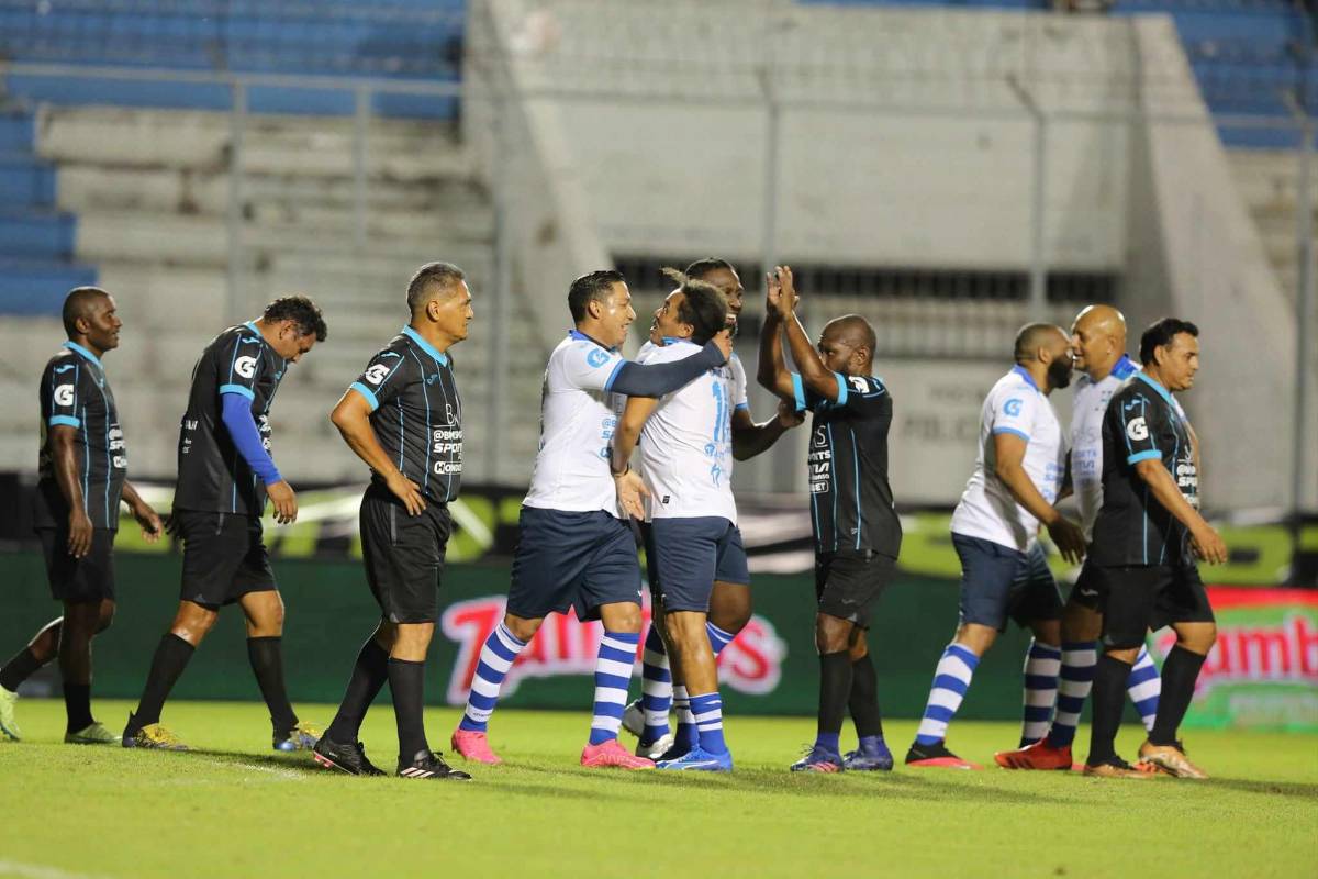 Rambo de León rompe en llanto en su partido de despedida: el triste adiós del ‘10’ y las postales que dejó su homenaje
