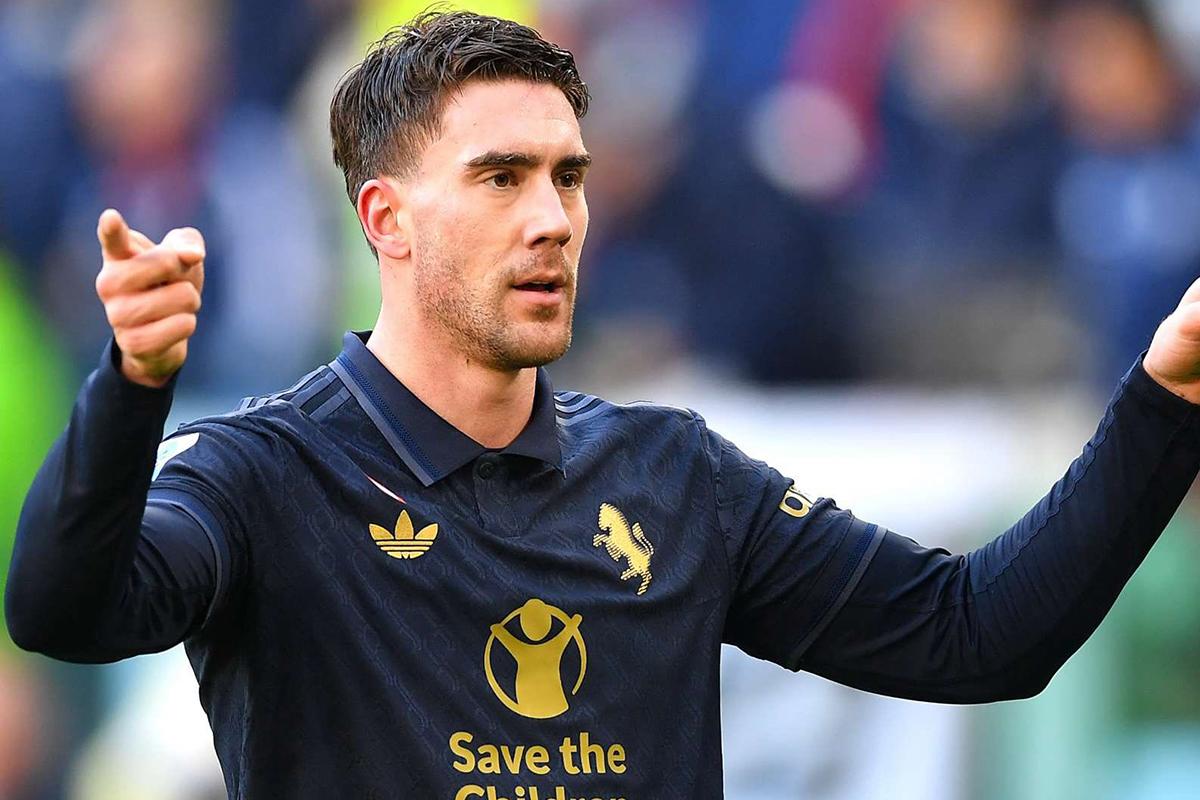 Hansi Flick tiene al reemplazo de Lewandowski: Se va al Barcelona; también habló con el Atlético