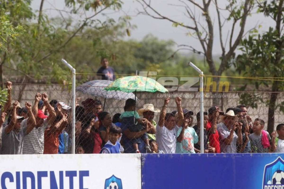 NO SE VIO EN TV: Olimpia causa locura en Jesús de Otoro; Costly y Bengtson asediados