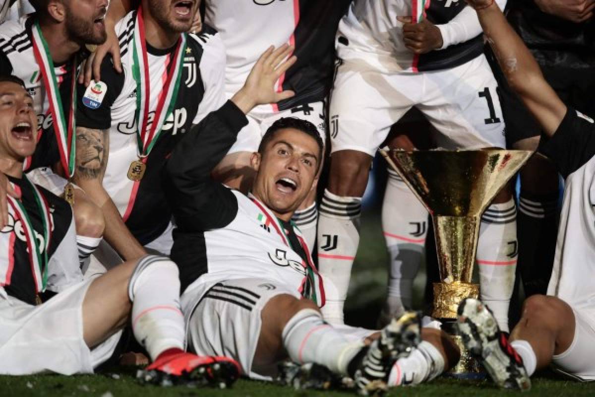 La celebración de la Juventus: Cristiano se roba el show y su novia los suspiros