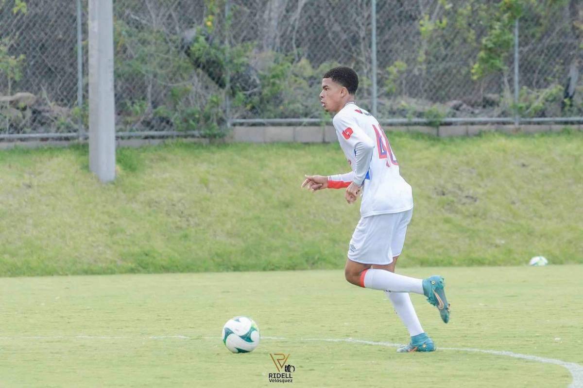 ¿Por qué le dicen El Brujo? Estuvo a punto de irse del Olimpia y recibió su primer llamado con Honduras