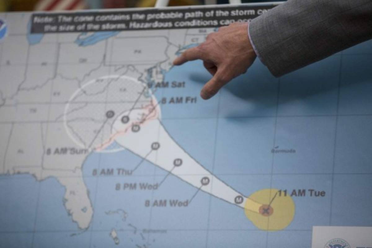 Así esperan en las costas de las Carolinas al poderoso huracán Florence