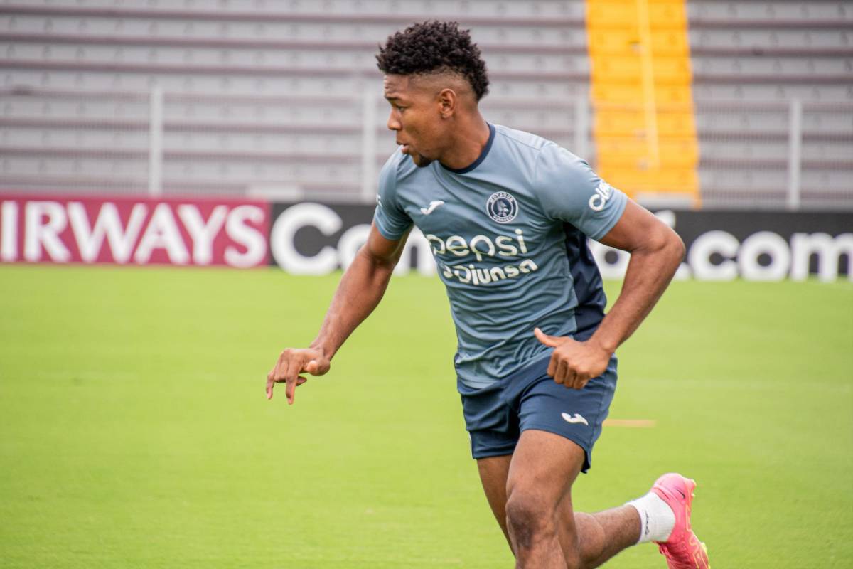 Así fue el entrenamiento de Motagua en el estadio Ricardo Saprissa de cara a la batalla ante los “Morados”