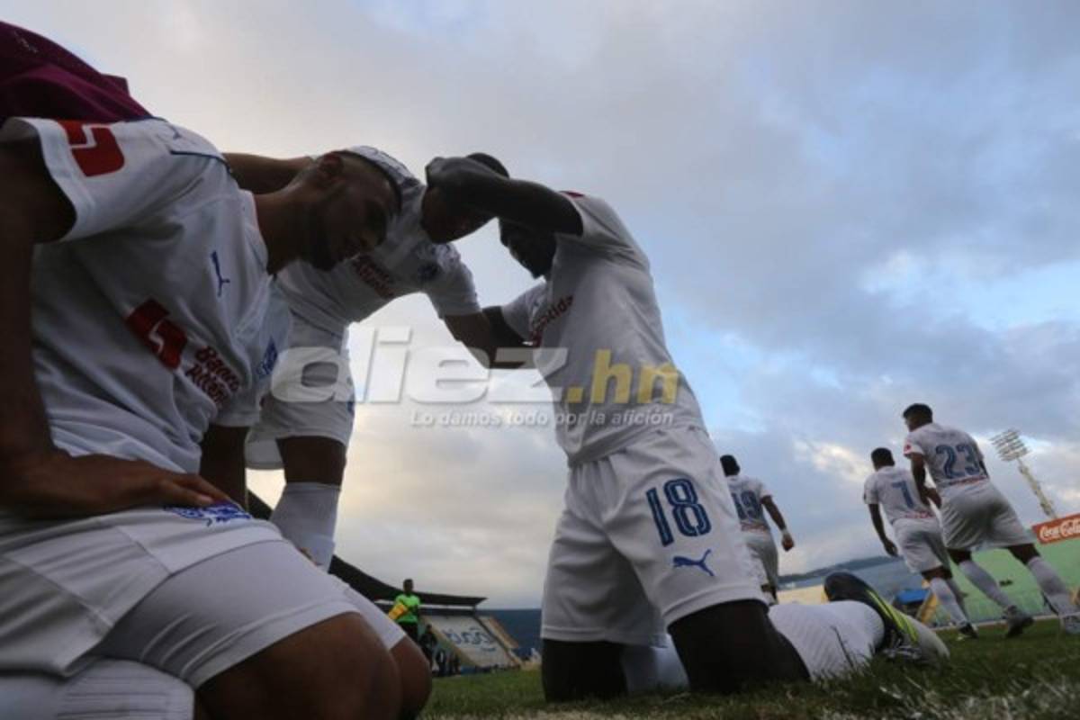 NO VISTE EN TV: El aficionado de lujo en el Nacional y Donis Escober estalló en ira