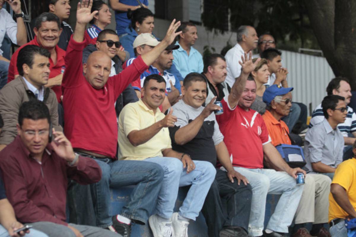 Atlético Municipal y Jaguares dieron espectáculo.