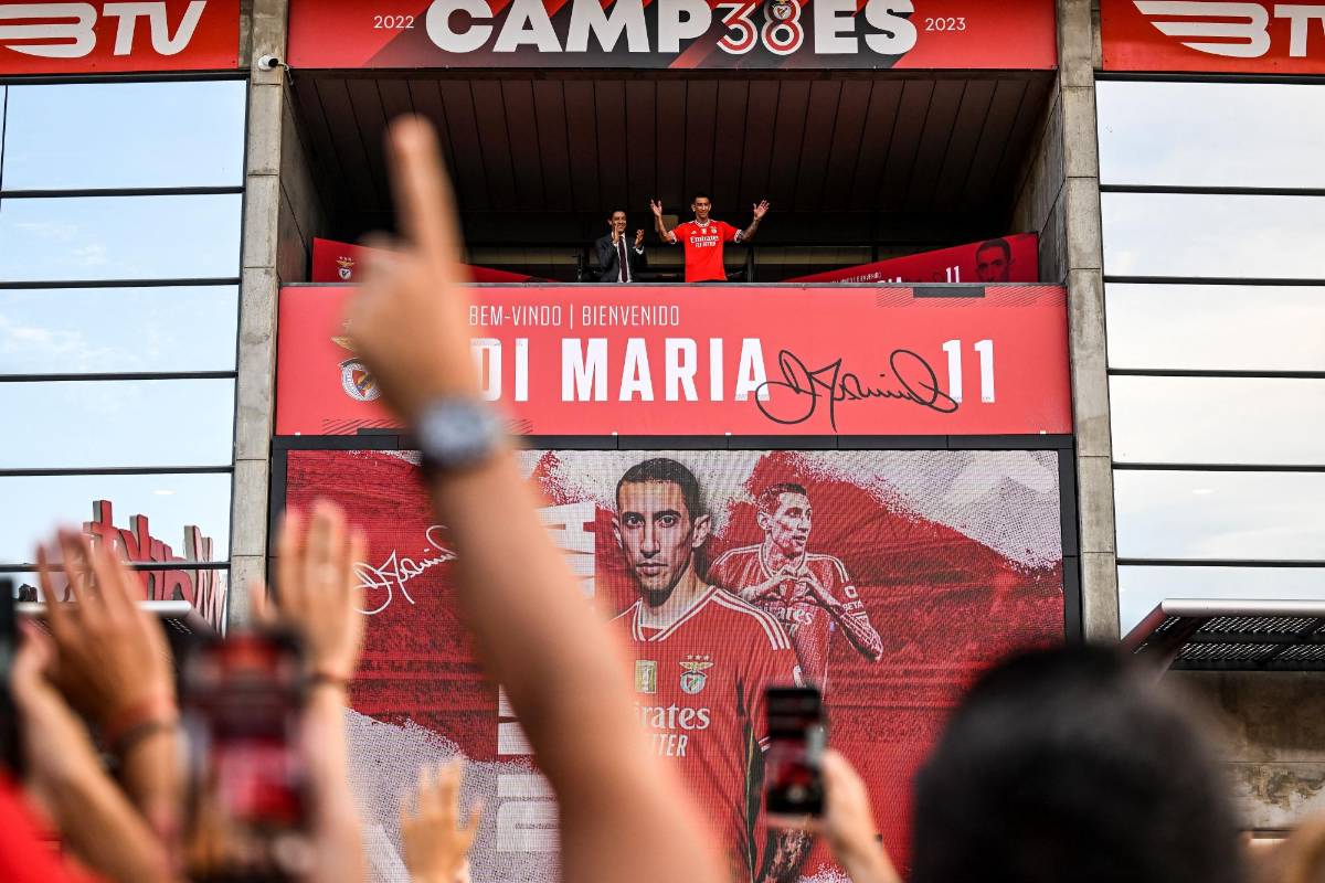 ¡Como campeón del mundo! Locura total en Lisboa por la presentación de Di María con el Benfica: “Elegí con el corazón”