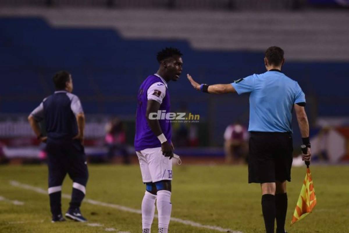 Las impactantes y desgarradoras fotos de los futbolistas de Honduras en el Olímpico y el júbilo de los panameños