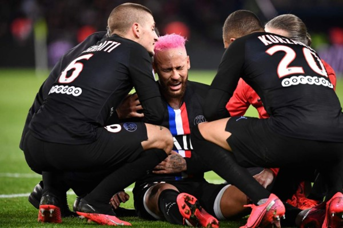 Neymar se lesiona luego de su fiesta de cumpleaños y despierta las alarmas en PSG  