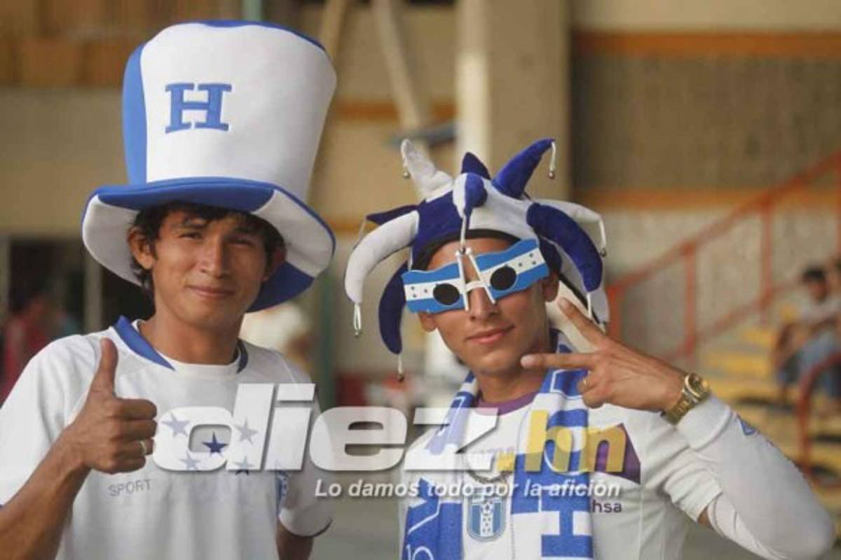 El ambiente en el estadio Olímpico con Honduras-Venezuela