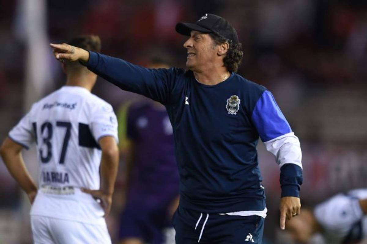 Fichajes Honduras: Marathón prepara 'bomba', renovaciones en Motagua y 'Camello' sorprende