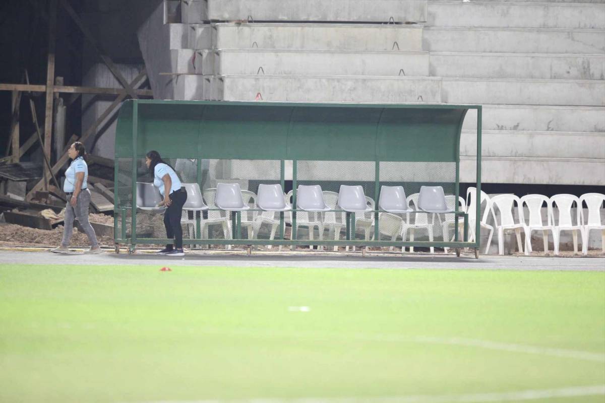 Polémica: Motagua y Cincinnati usarán sillas plásticas en banquillos improvisados para cumplir con Concacaf