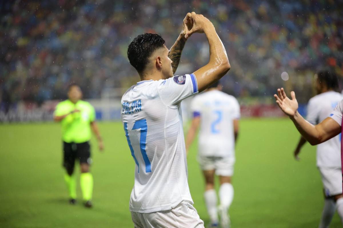 Luis Palma y su noche mágica contra la Selección Mexicana, la marca que impuso con Honduras ¿Por qué tiene moretones en su espalda?